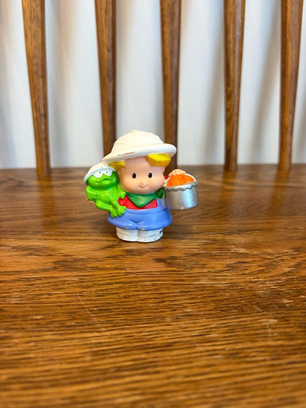 Mattel Fisher-Price Little People Figure Safari Explorer with Frog and Bucket